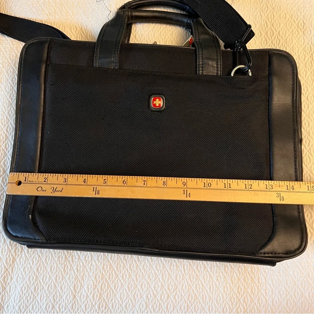 WENGER Comp-U-Folio Notebook Laptop Bag